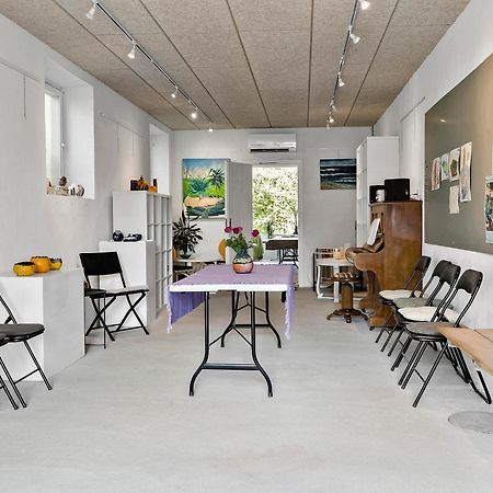 Bed and Breakfast Logi I Hus Med Kunst Og Have Vestervig Exteriér fotografie