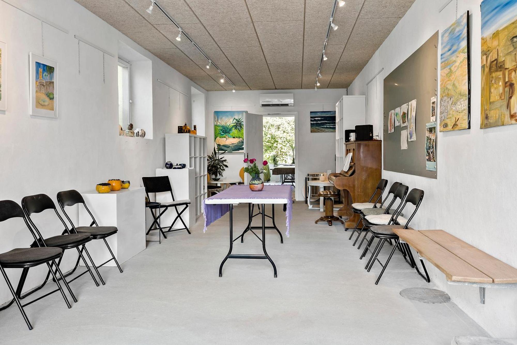 Bed and Breakfast Logi I Hus Med Kunst Og Have Vestervig Exteriér fotografie